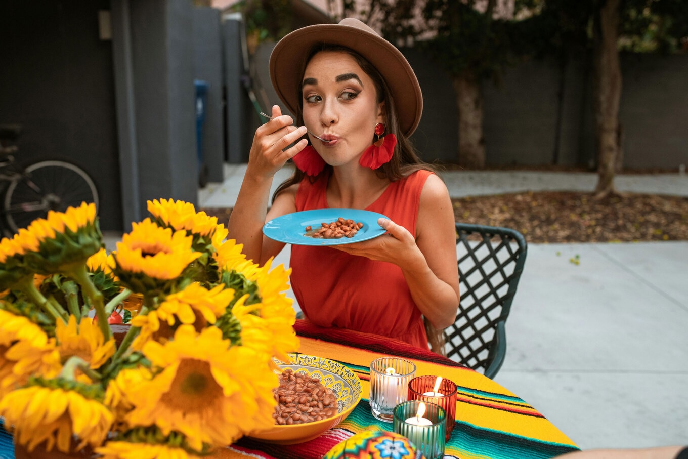 VegNews.EatingBeans.PexelsRdneStockProject